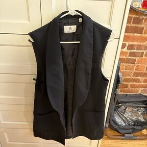 Babaton Sleeveless Vest